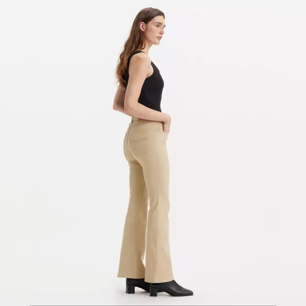 Levi's 726 Women's High-Waisted Flare Jeans Size 26